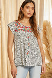 Andree by unit / Savanna Jane Flutter Sleeve Embroidered Top
