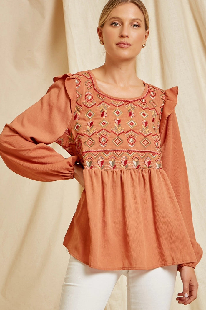 andree by unit Babydoll Embroidered Top / Savanna jane