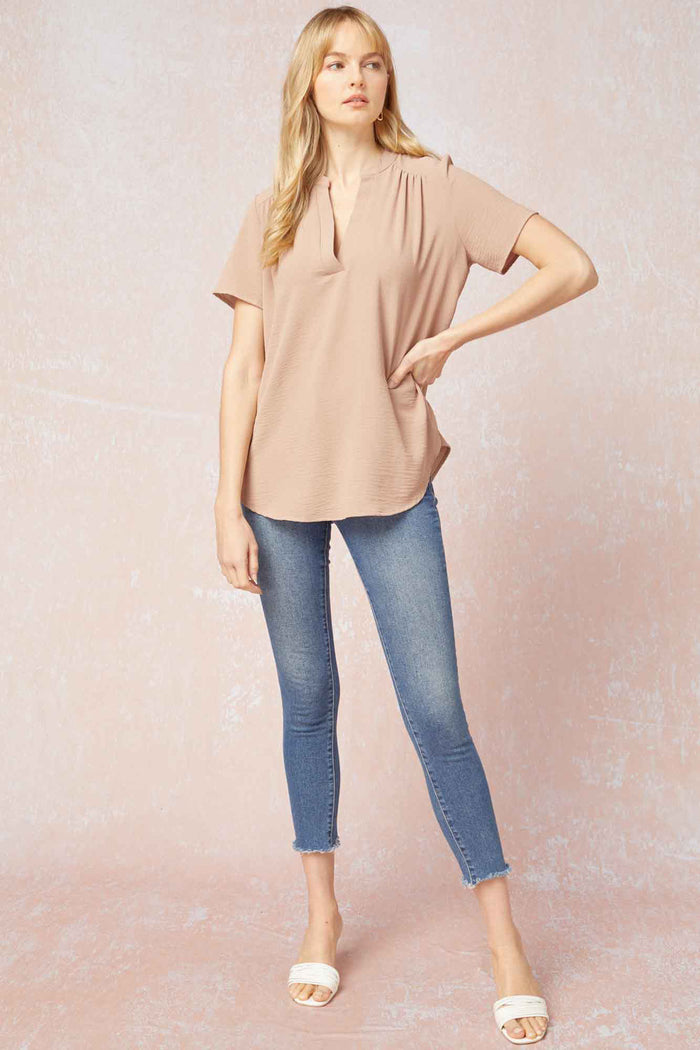 entro Classic & Chic Top