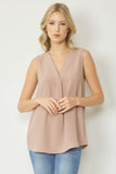 entro usa sleeveless V-neck top