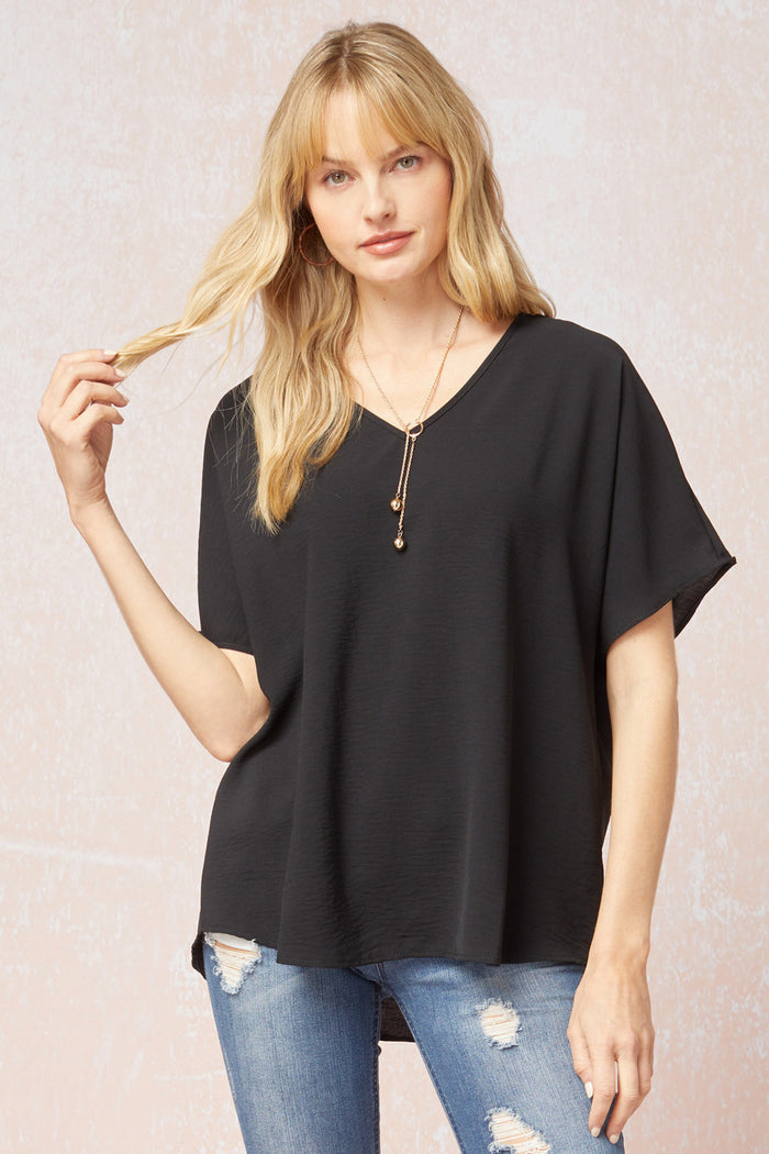 entro USA SOLID V-NECK TOP