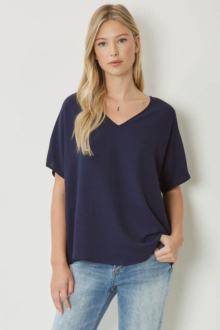 entro USA SOLID V-NECK TOP