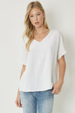 entro USA SOLID V-NECK TOP