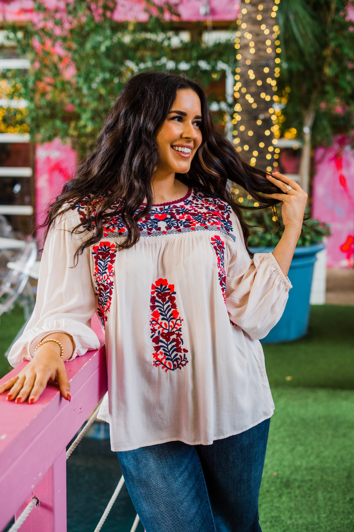 LAYERZ EMBROIDERD blouse