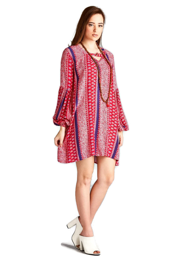 Floral & Paisley Keyhole, Red