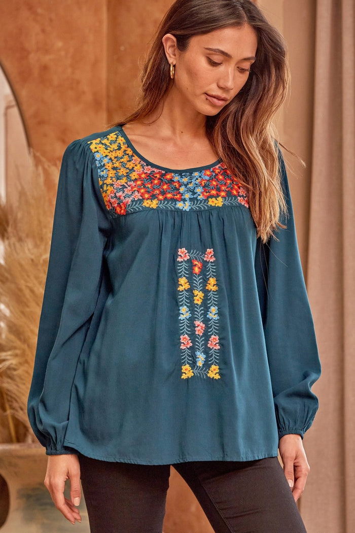 andree by unit / savanna jane Floral embroidered tunic top