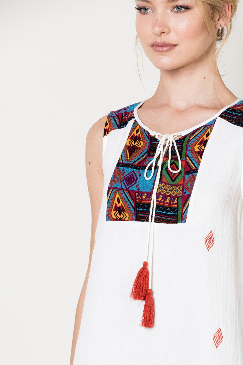santa fe embroidered dress RESTOCK Our best-selling Santa Fe Embroidered Dress is here in XS-XXXL! With gorgeous embroidery and a smocked back for comfort, we guarantee you will look and feel your best! Shop now: https://bit.ly/3b4VZWX #