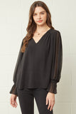 entro tEXTURED v-NECK TOP