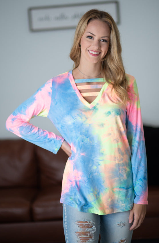 tIE dYE sTRAPPY NECK TOP