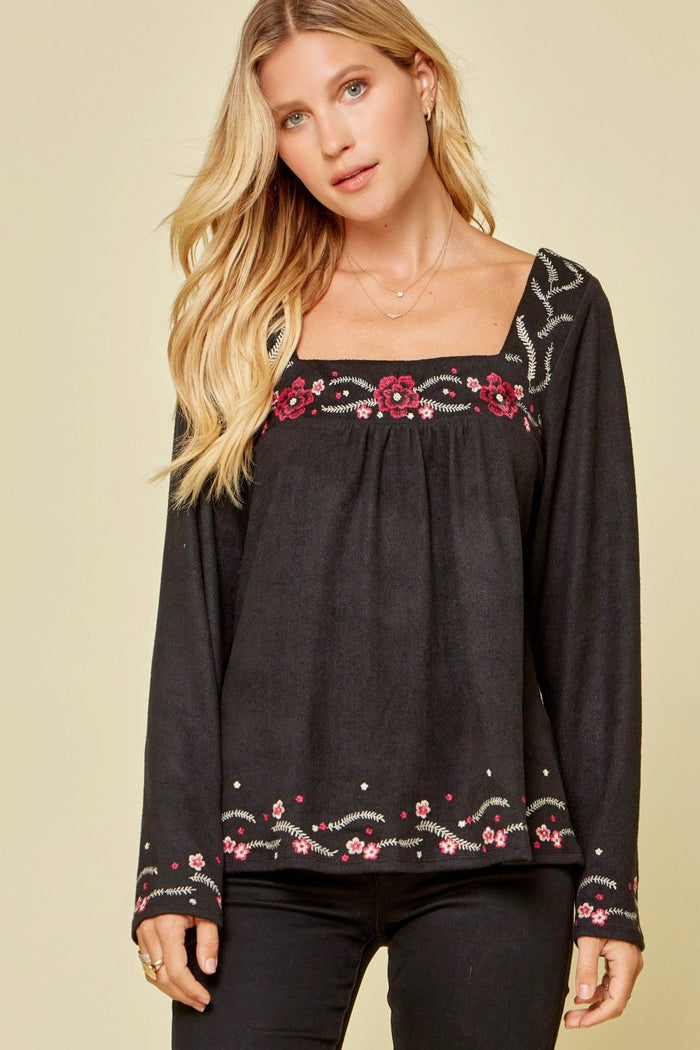 andree by unit / savanna jane FLORAL Embroidered knit babydoll top