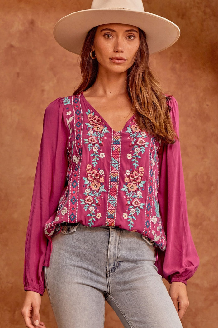 andree by unit / savanna jane Floral Embroidered Top