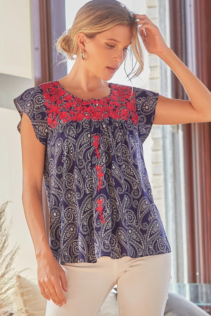 Andree by unit / Savanna Jane Flutter Sleeve Embroidered Paisley Top